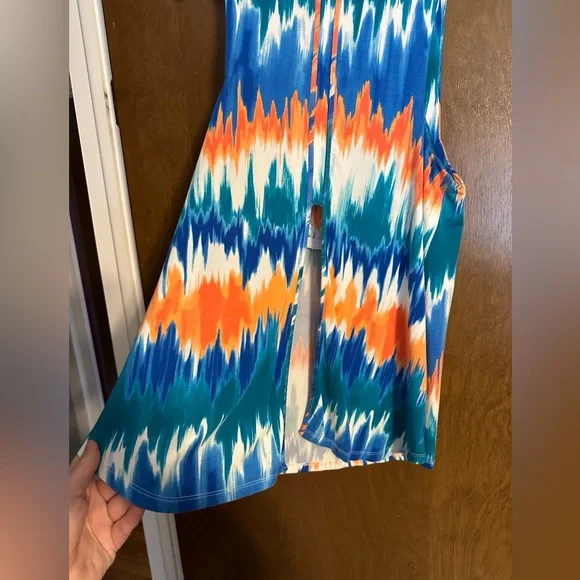 Tart Tie-Dye Split Back Tank Top - Picture 4 of 4